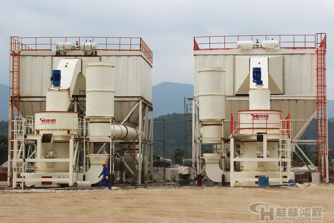 石墨電極磨粉機(jī)推薦:HC大型擺式磨粉機(jī) 石墨電極磨粉機(jī)推薦:HC大型擺式磨粉機(jī)