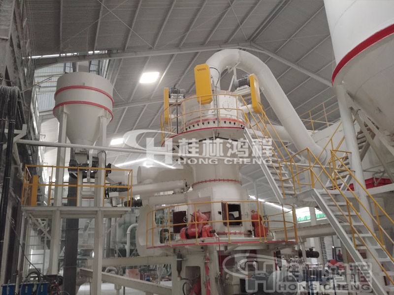 桂林鴻程頁巖超細(xì)微粉磨機(jī)頁巖立磨:HLMX超細(xì)立磨 桂林鴻程頁巖超細(xì)微粉磨機(jī)頁巖立磨:HLMX超細(xì)立磨